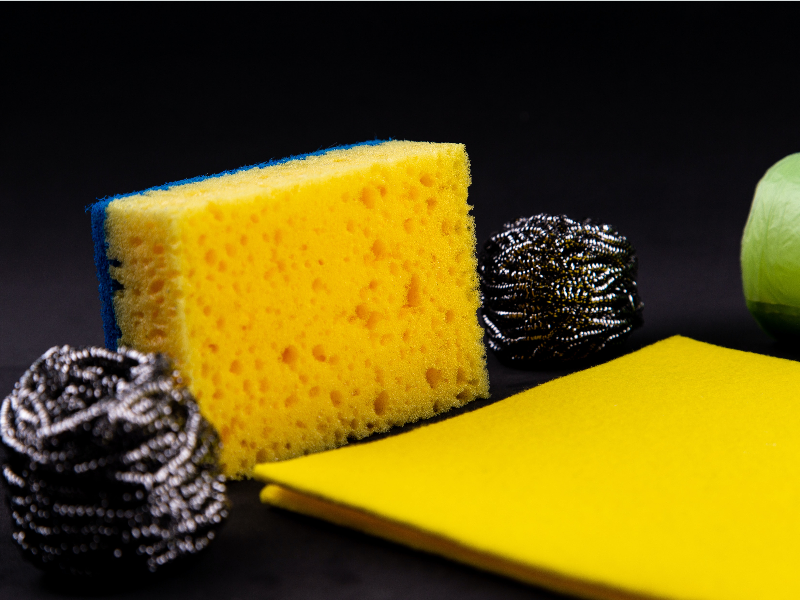 Cloths, Wipes & Brushes